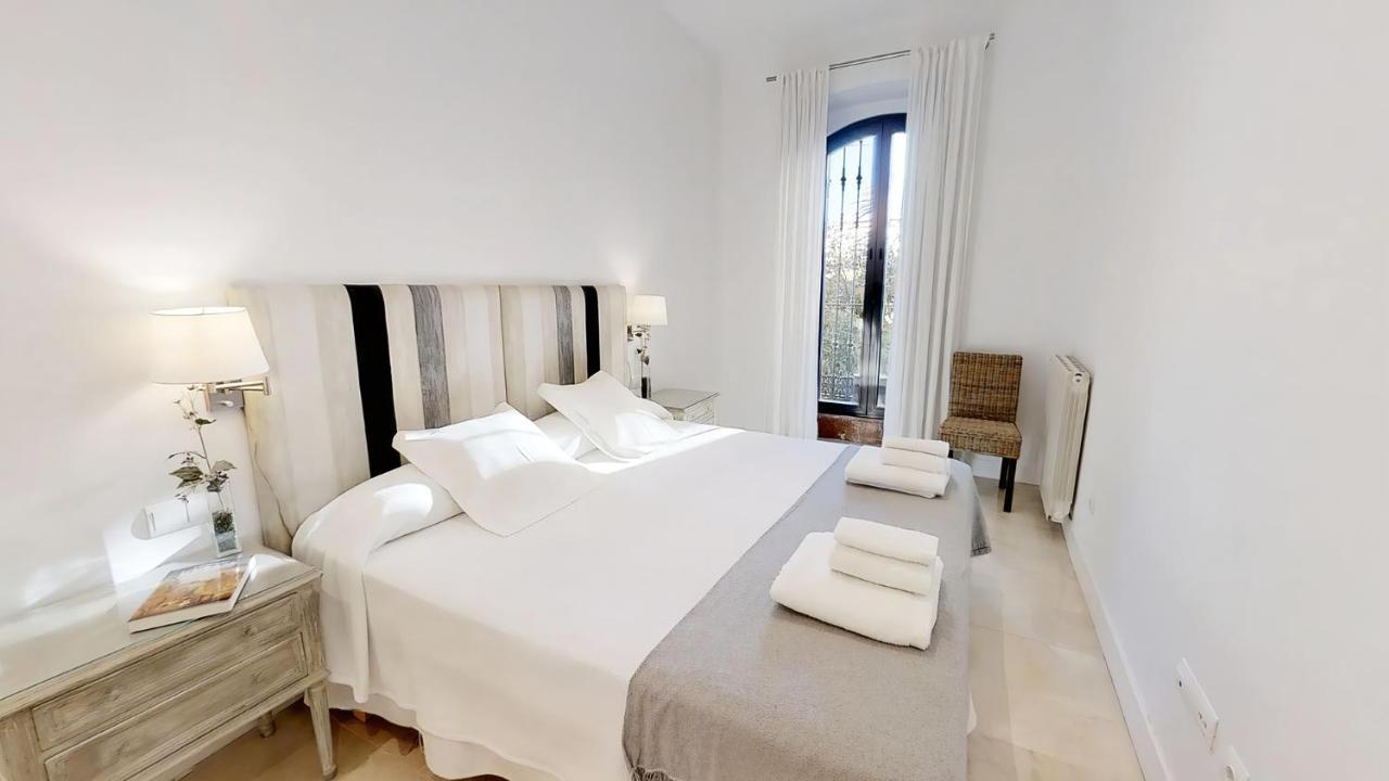 Sevilla Luxury Rentals - Alcazar エクステリア 写真