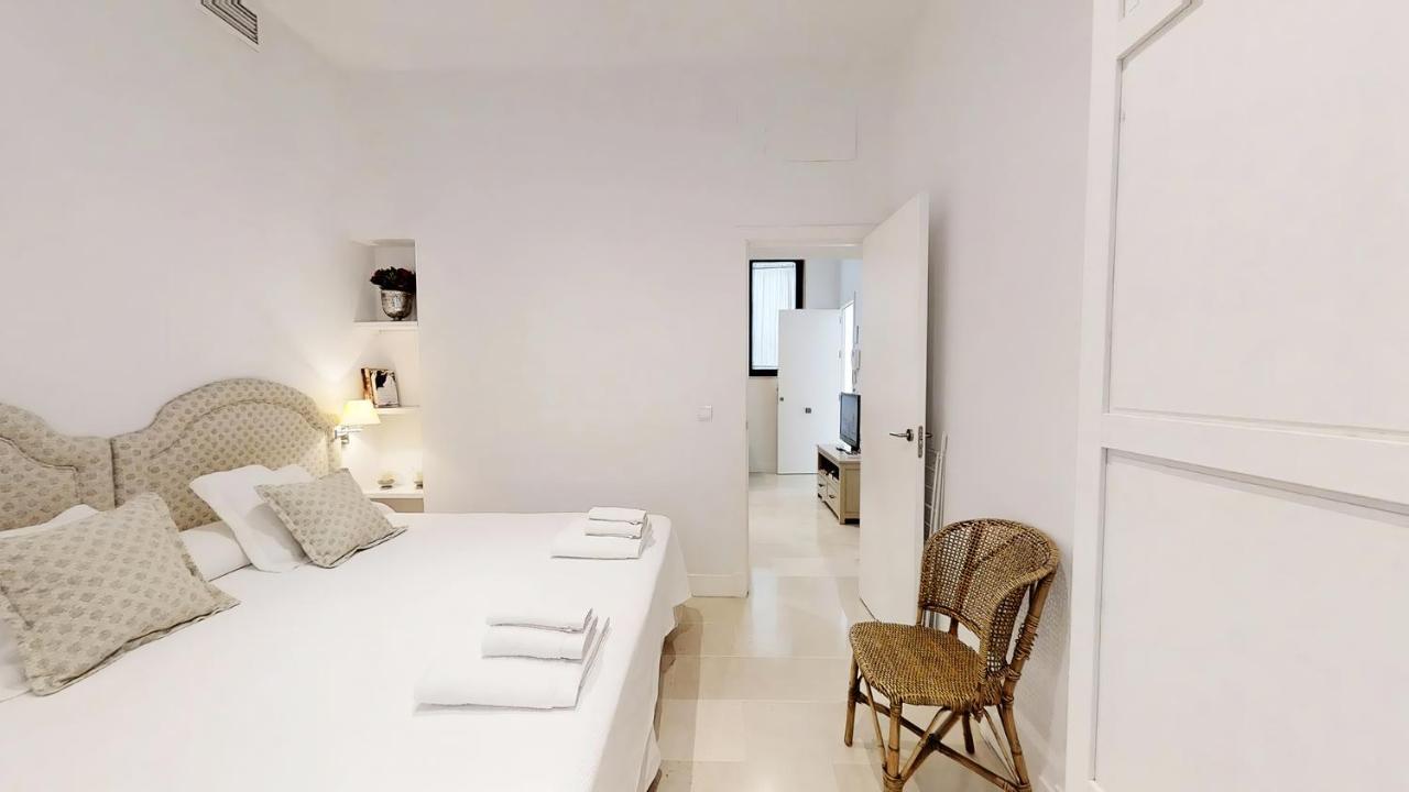 Sevilla Luxury Rentals - Alcazar エクステリア 写真